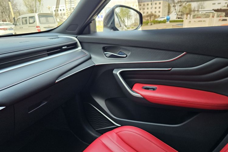启辰大V 2022款 260T 黑马版·爱豆中控内饰7005
