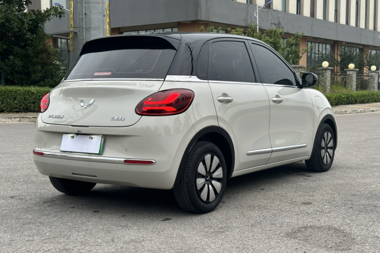 五菱汽车 五菱缤果 2023款 333km 悦享+款车身外观6001