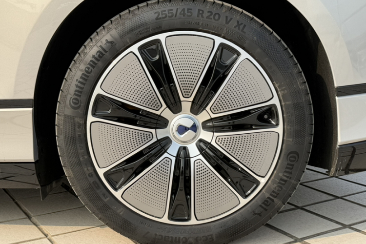 腾势Z9GT 2024款 1100四驱Max版车身外观6013