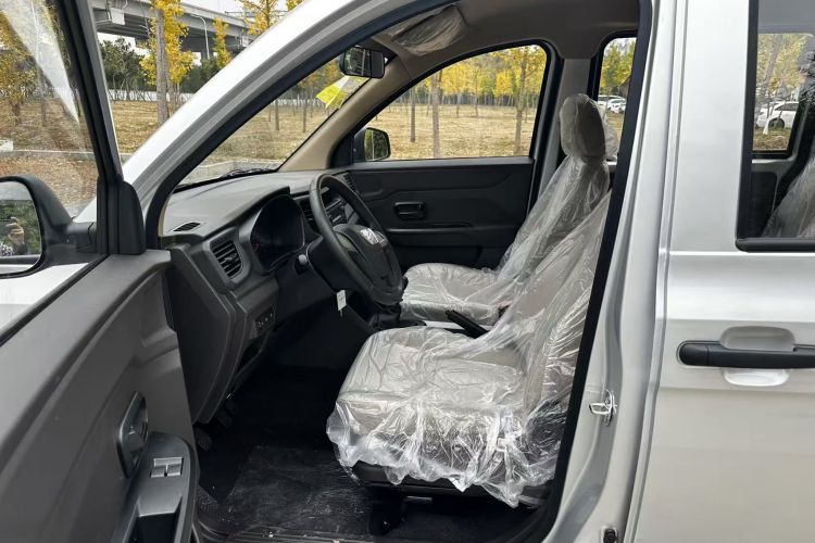 五菱汽车 五菱宏光V 2022款 1.5L劲取版电动助力LAR局部细节19