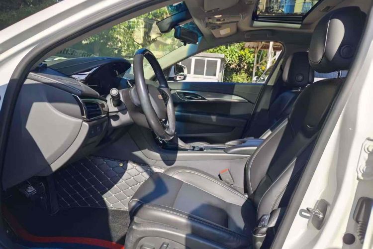 凯迪拉克ATS-L 2017款 28T 技术型中控内饰7001