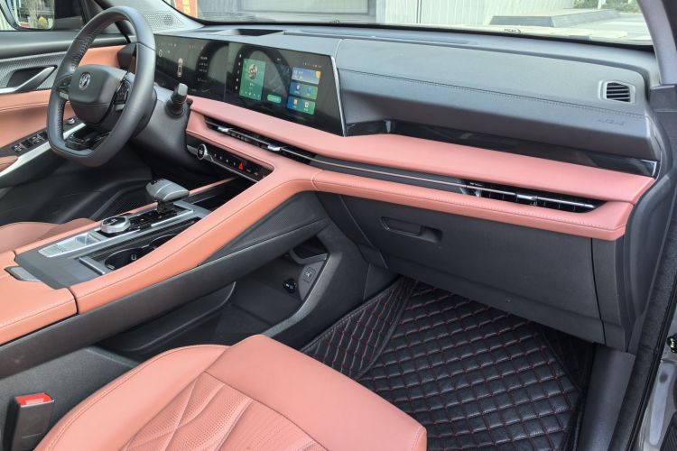 长安CS75 PLUS 2024款 第三代 冠军版 2.0T 智驾劲擎型中控内饰7004