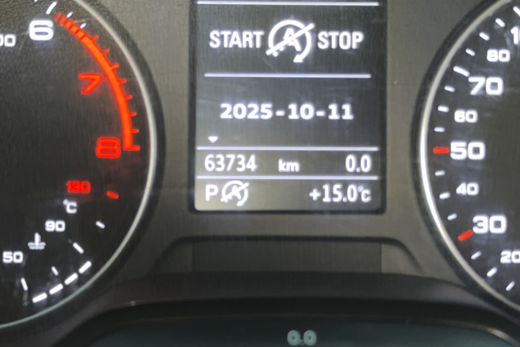 奥迪A3 2017款 Sportback 35 TFSI 进取型中控内饰15