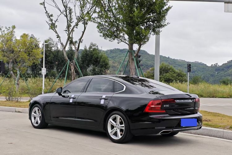 沃尔沃S90 2018款 T4 智逸版车身外观6003