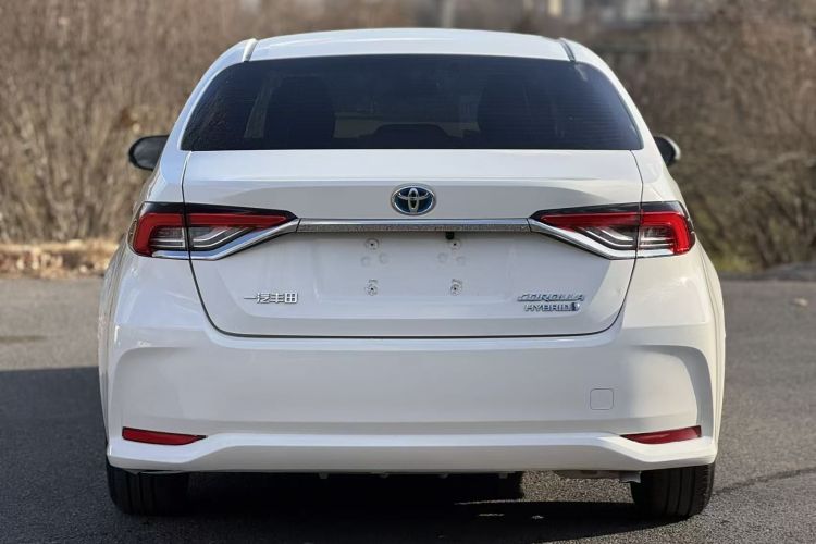 丰田 卡罗拉 2023款 1.8L 智能电混双擎 先锋版车身外观6004