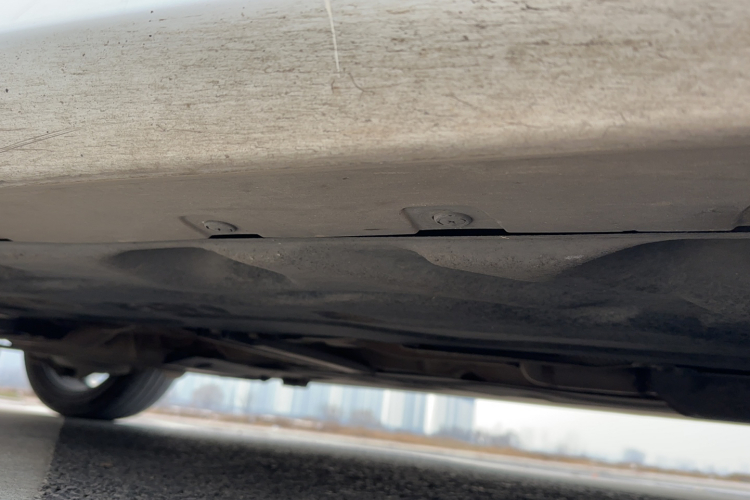 宝马1系 2021款 120i M运动版局部细节9006