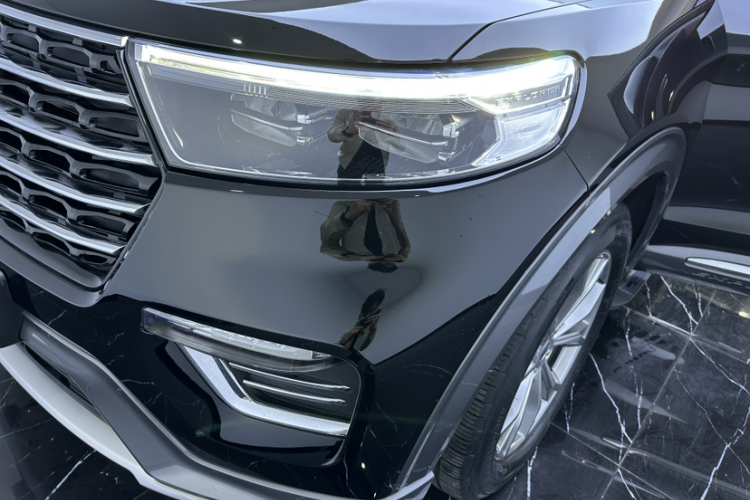 福特 探险者 2020款 EcoBoost 285 后驱风尚版 6座局部细节9003