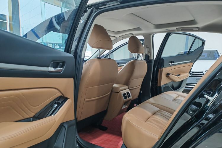 日产 天籁 2022款 2.0L XL-Upr 优享版中控内饰7003