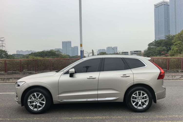 沃尔沃XC60 2020款 T5 四驱智逸豪华版车身外观6011