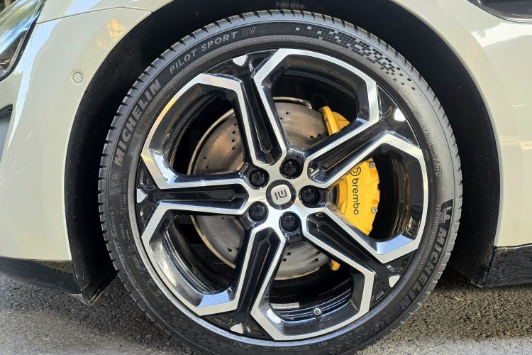 小米汽车 小米SU7 2024款 四驱超长续航高阶智驾Max版局部细节9002