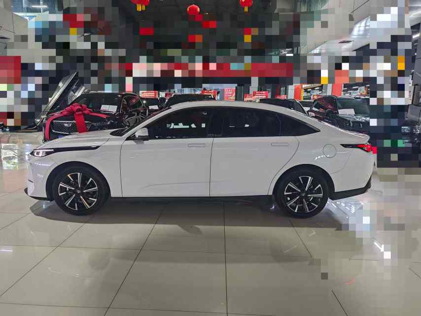 长安 逸动 2024款 1.5T GDI自动 尊贵型(4)