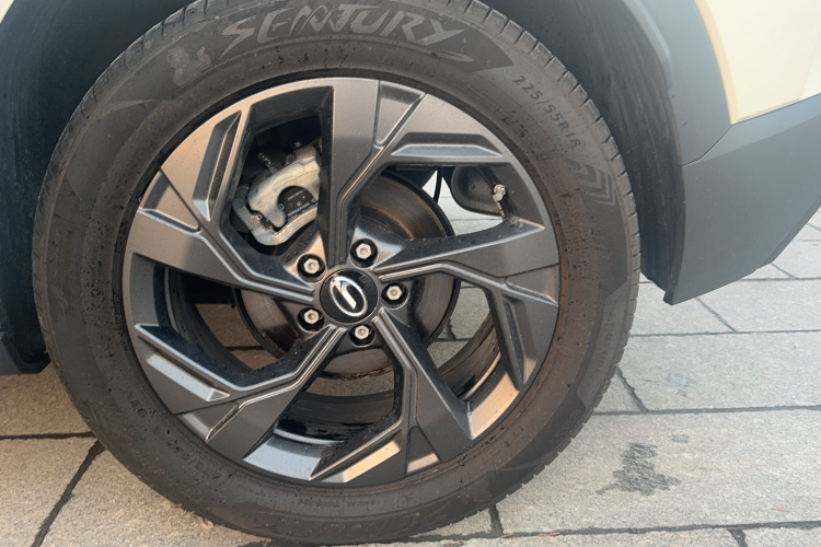 广汽传祺 传祺GS3 2023款 影速 270T 劲智版中控内饰7006