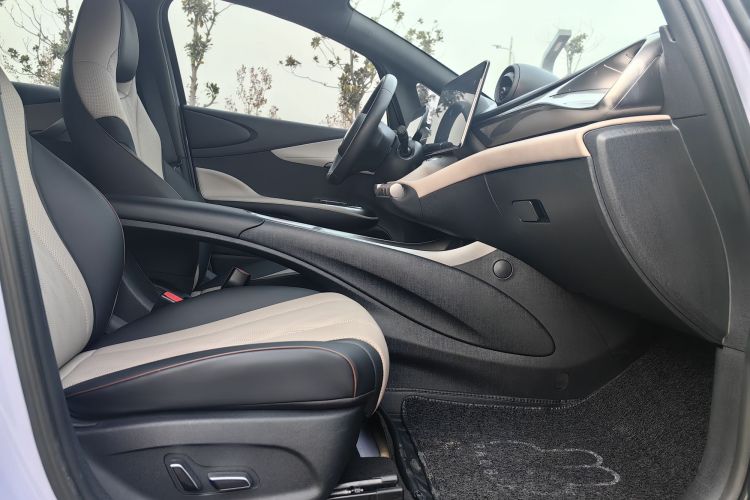 比亚迪 海豚 2023款 420km 时尚版中控内饰7003