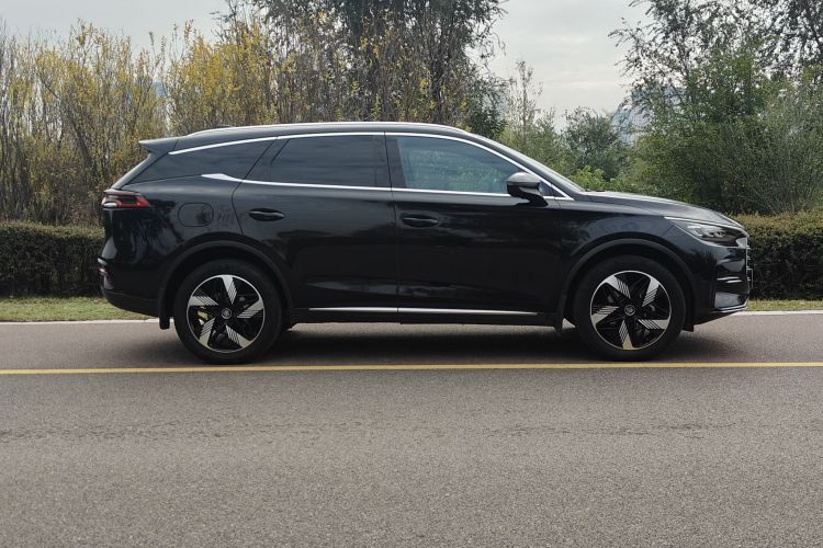 比亚迪 唐新能源 2023款 DM-i 冠军版 112KM 尊贵型车身外观6005