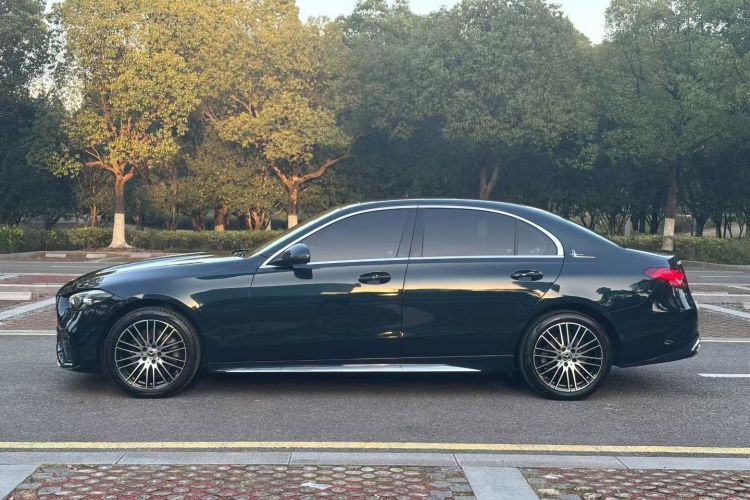 奔驰C级 2023款 改款 C 260 L 运动版车身外观6002