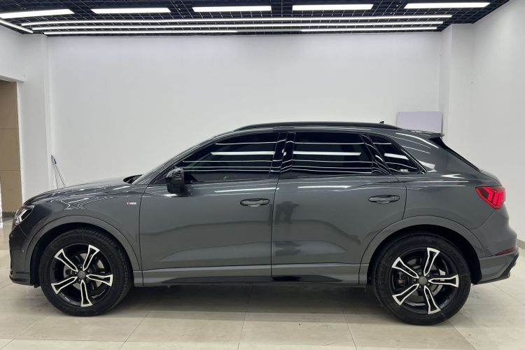 奥迪Q3 2021款 40 TFSI 时尚动感型车身外观6009