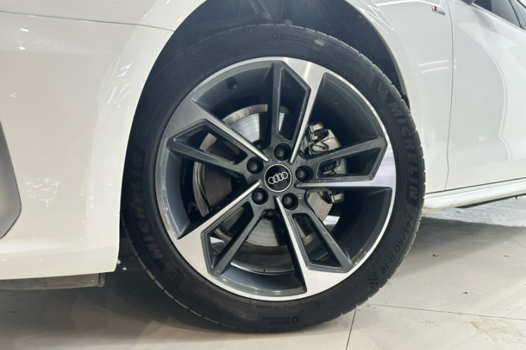 奥迪A4L 2022款 40 TFSI 时尚动感型车身外观6001