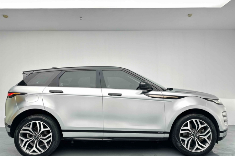 路虎 揽胜极光 2020款 249PS R-DYNAMIC S 运动版车身外观6007