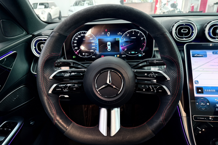 奔驰C级 2022款 改款 C 260 L 运动版中控内饰7009