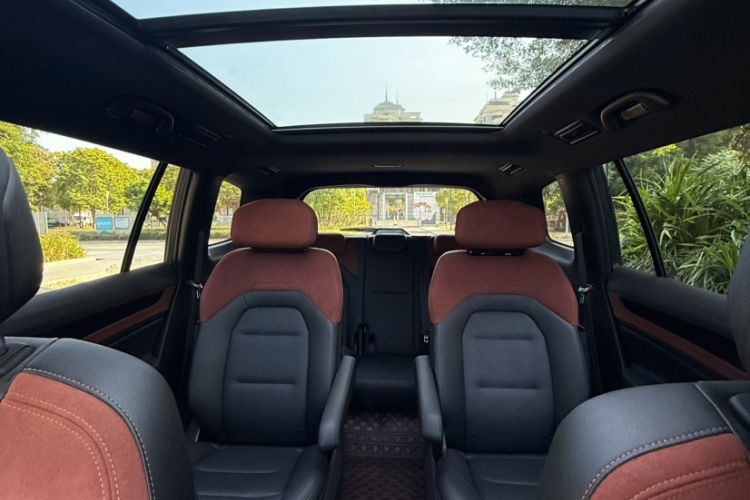 福特 领裕新能源 2025款 尊领型PLUS车身外观6005