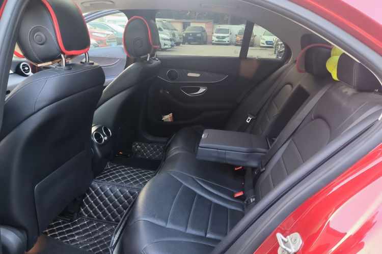 奔驰C级 2015款 改款 C 180 L 运动型中控内饰7002