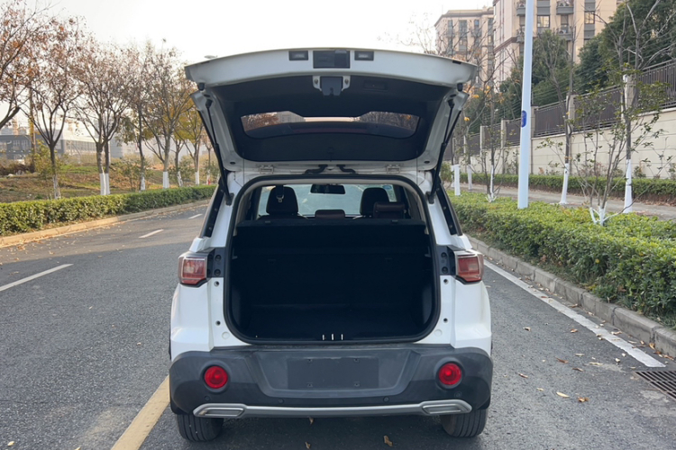 比速汽车 比速T3 2017款 1.3T CVT旗舰型局部细节23