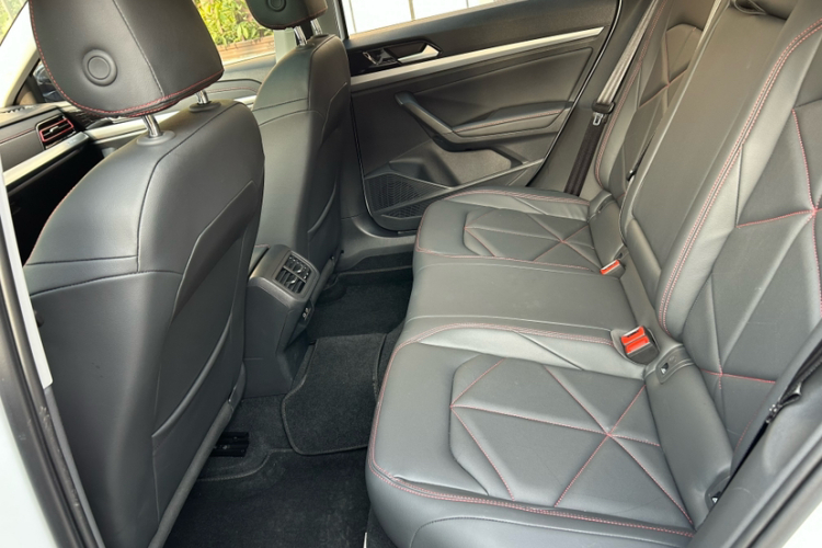 大众 朗逸 2024款 300TSI DSG星空领先版中控内饰7009