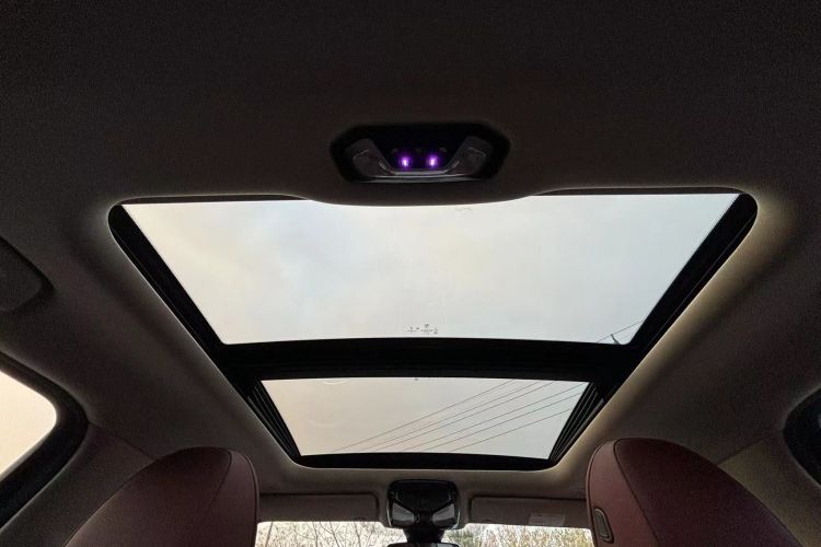 宝马3系 2022款 325Li M运动曜夜套装局部细节22