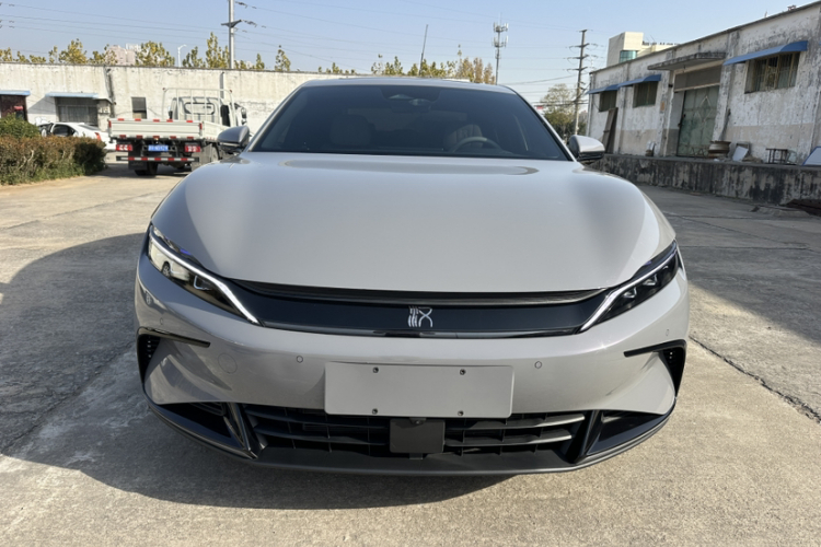 比亚迪 汉 2025款 DM-i 125KM精英型车身外观6007