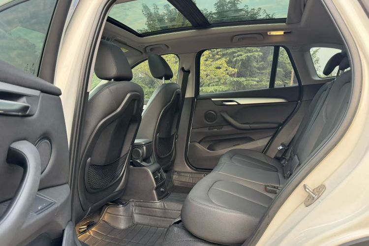 宝马X1 2016款 sDrive18Li 尊享型局部细节22