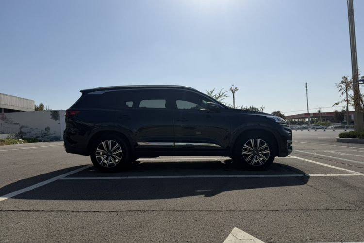 奇瑞 瑞虎8 2020款 改款 290TGDI 自动精英版车身外观6001