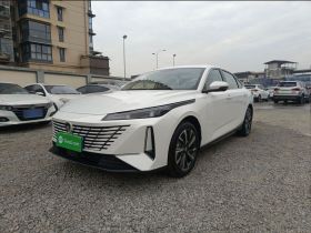 长安 逸动 2025款 蓝鲸 1.5T 500Bar尊贵型