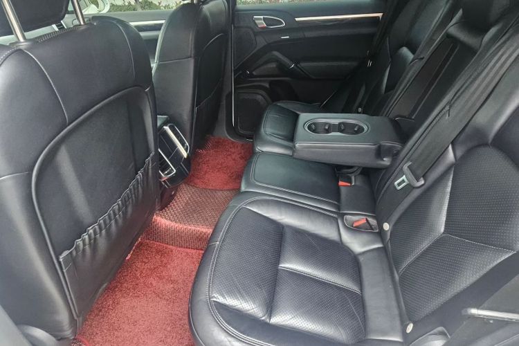 保时捷 2016款 Cayenne 3.0T中控内饰7003