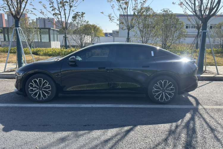 极氪007 2024款 后驱智驾版 75kWh车身外观6002