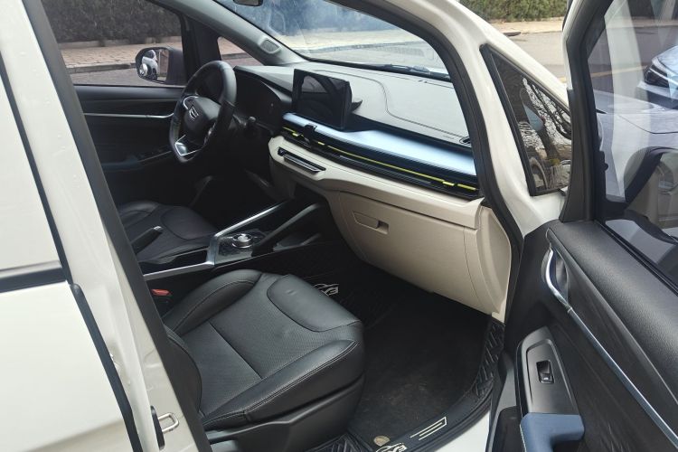 吉利几何 EX3 功夫牛 2021款 坚强牛牛中控内饰7005