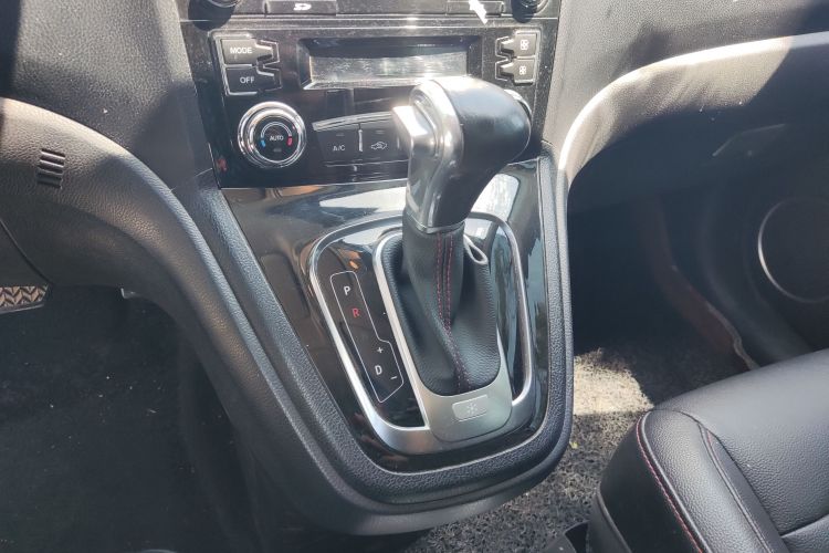 哈弗H6 2016款 升级版 1.5T 自动两驱精英型中控内饰7005