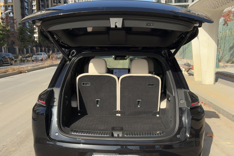 理想汽车 理想L8 2023款 Pro局部细节23