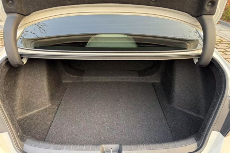 本田 思域 2022款 240TURBO CVT燃动版局部细节23