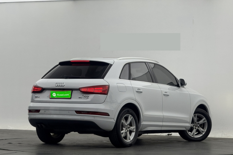 奥迪Q3 2018款 30周年年型 30 TFSI 时尚型车身外观6005