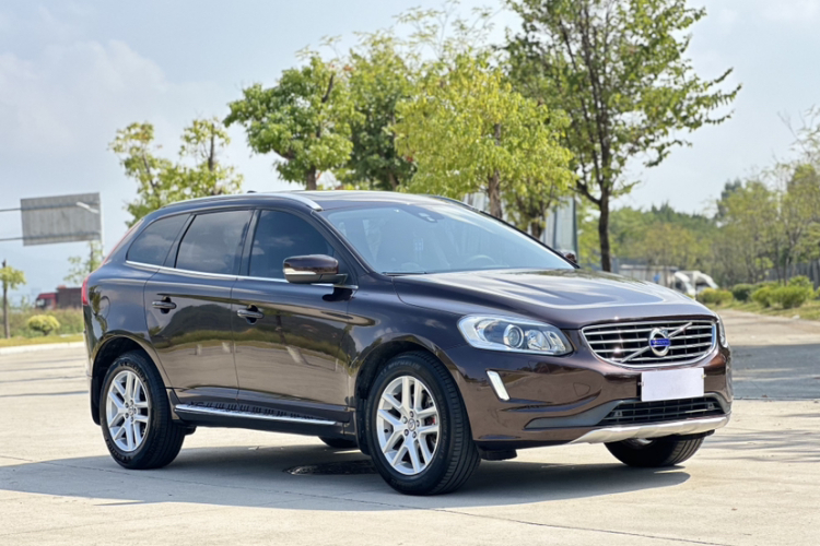 沃尔沃XC60 2017款 T5 AWD 智远版车身外观6004