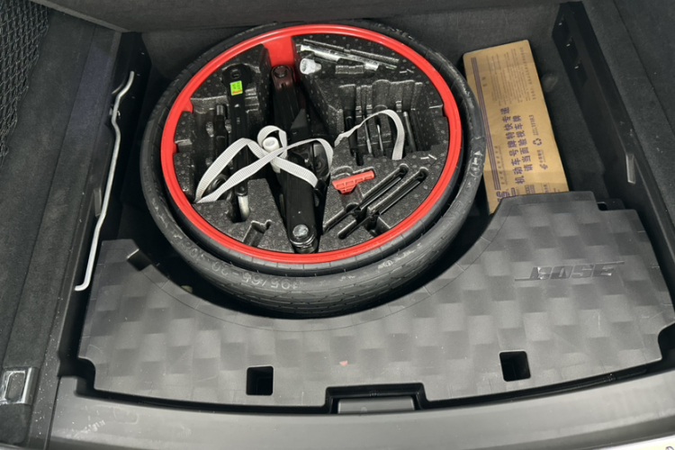 保时捷 2018款 Cayenne 3.0T中控内饰7013