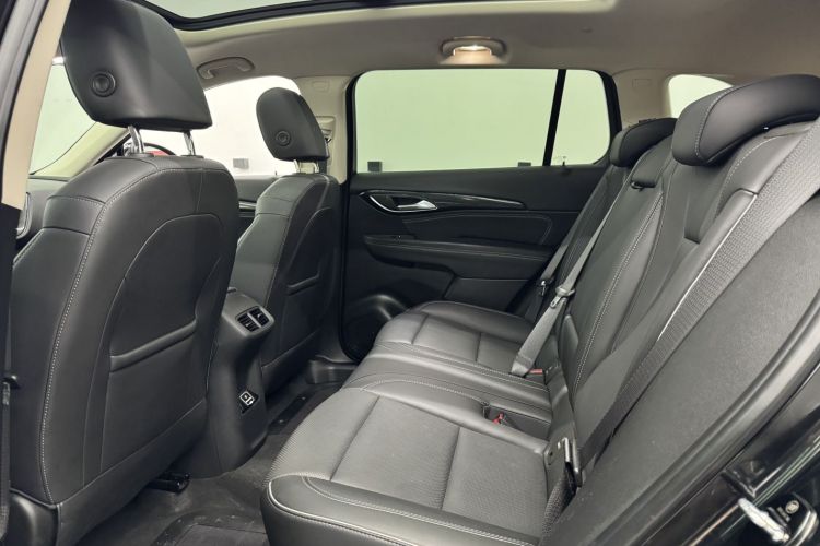 别克 2023款 昂科威Plus 652T 五座豪华型中控内饰7002