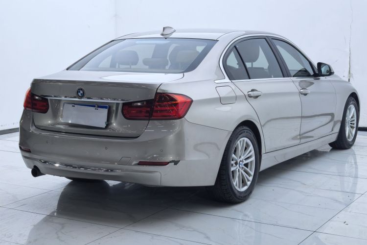 宝马3系 2014款 320Li 时尚型车身外观6008