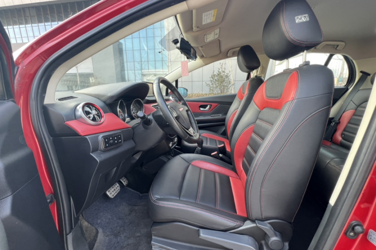 哈弗H1 2015款 1.5L AMT豪华型中控内饰7002