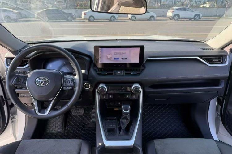 丰田 RAV4荣放 2023款 2.0L CVT四驱探险Plus版车身外观6008