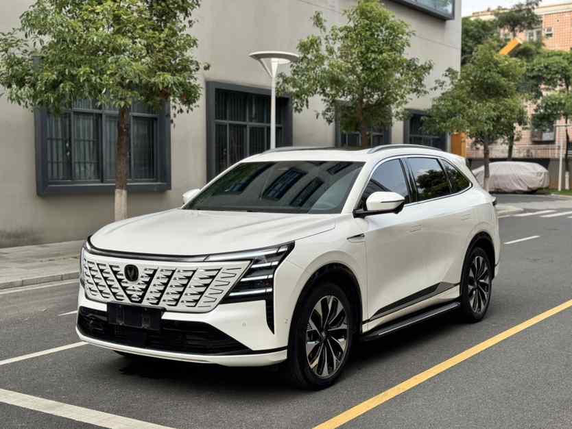 长安CS75 PLUS 2025款 第四代 UItra 2.0T 新蓝鲸 智慧智擎型(1)