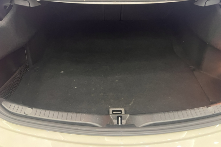 奔驰C级(进口) 2019款 C 260 轿跑车局部细节23