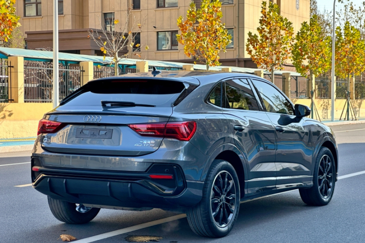 奥迪Q3 Sportback 2021款 40 TFSI 进享人生版车身外观6006