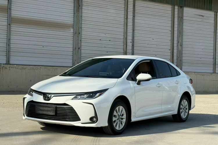 丰田 卡罗拉 2019款 1.2T S-CVT GL先锋版车身外观6002