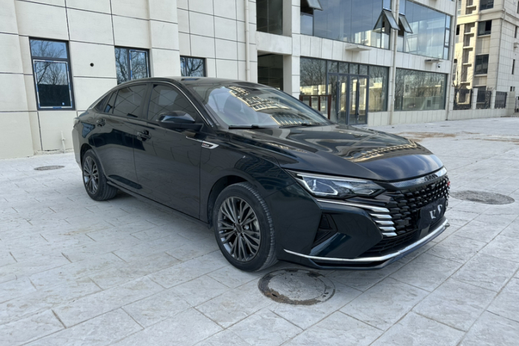 东风风神 奕炫MAX 2023款 1.5T 超能型爸版车身外观6004